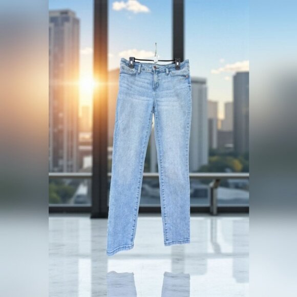 LC Lauren Conrad Light Wash Mid Rise Skinny Jeans Size 12 (EUC) - Picture 3 of 8